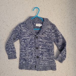 Boys size 4 knit sweater - like new